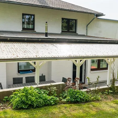 Friends & Family Domizil - Mit Eingezaeuntem Garten Im Zentrum Willingen (Upland)